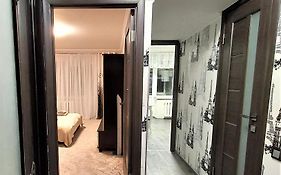 Атмосферна 1-к квартира м Лівобережна